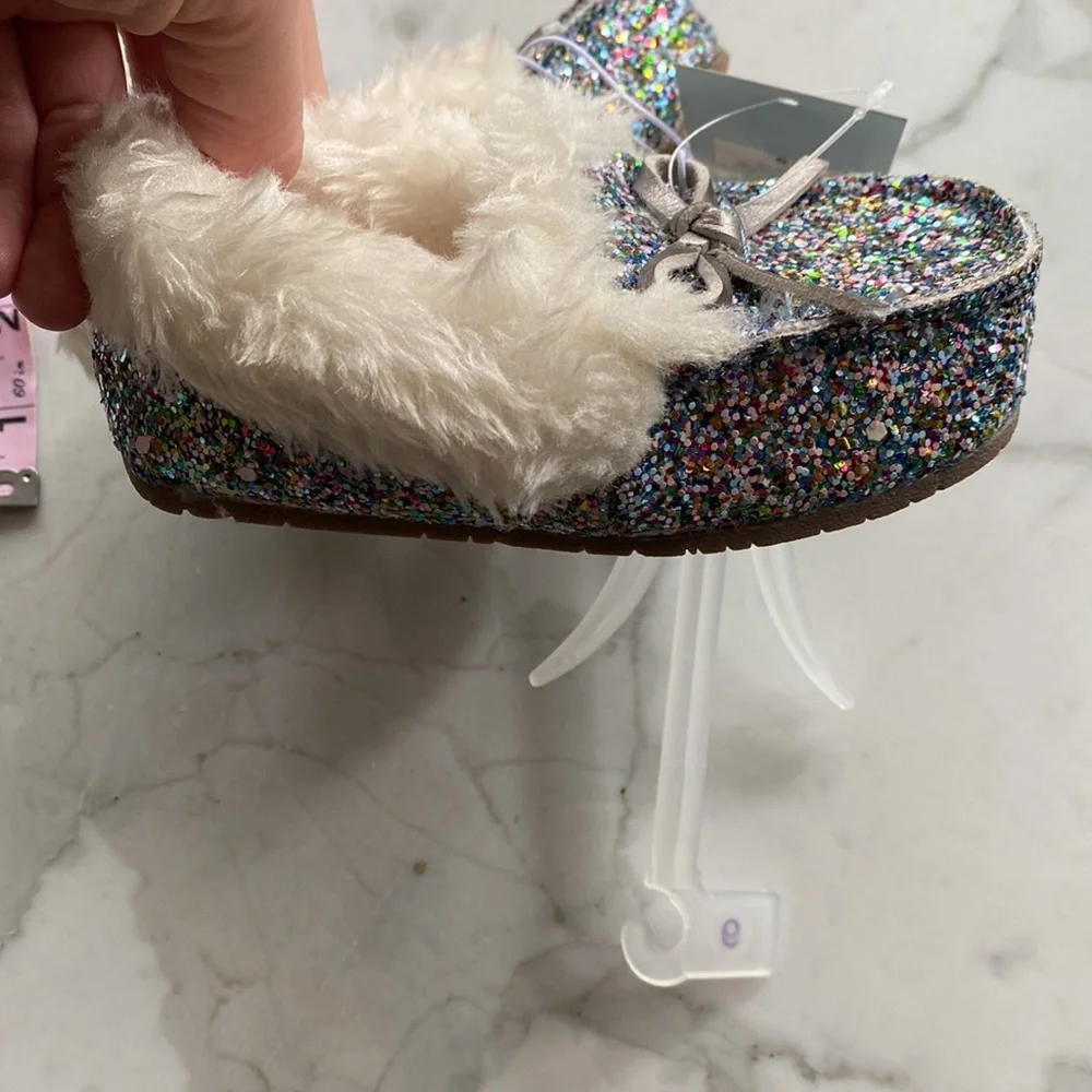 Cat and Jack Moccasins‎ Slippers size 6 Multicolored Glitter fuzzy